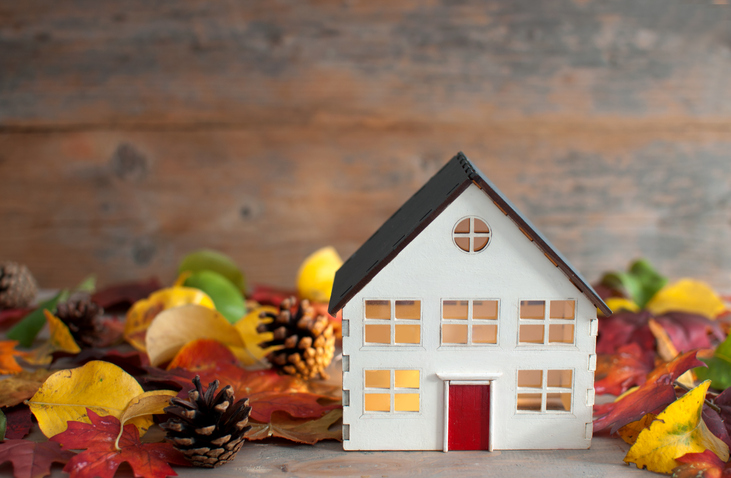 Real Estate Stats Autumn miniature house